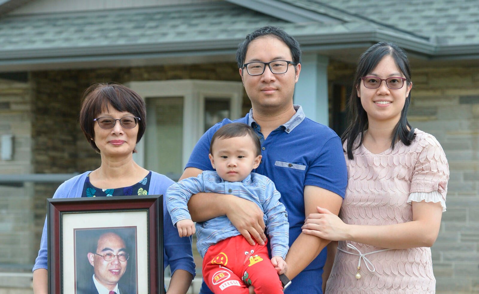 Kenny Cheng and family