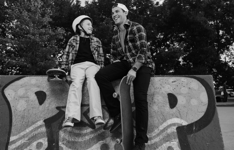 big-and-little-at-skate-park