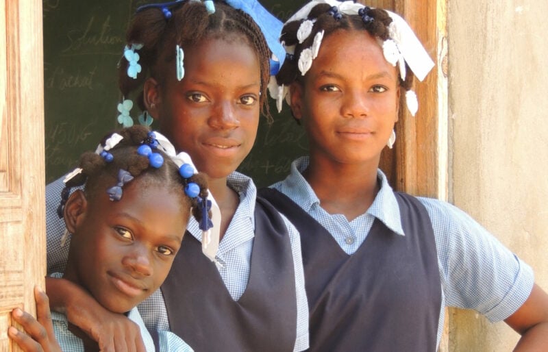 schoolchildren Pinson Haiti Rayjon